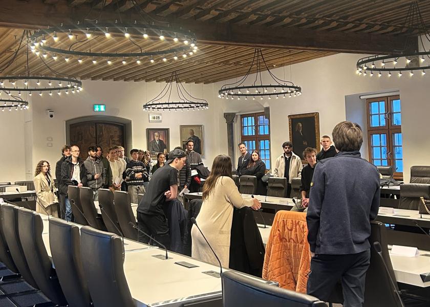 Sitzung Jugendkommission in Sitzungssaal der Stadt Kempten