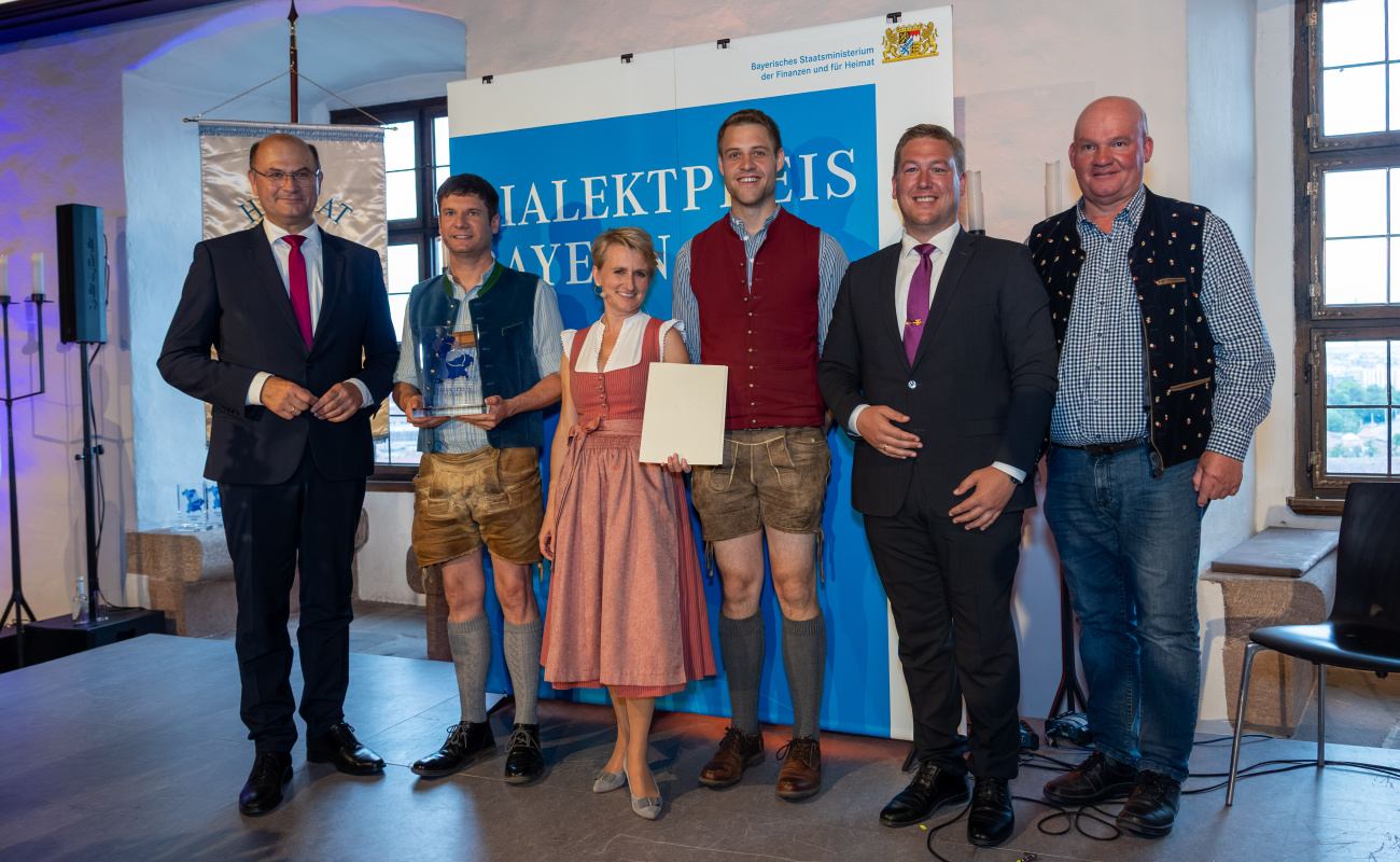 Heimatminister Albert Füracker mit Bauernseufzer, Peter Meier und Reinhard Brock (v.l.)