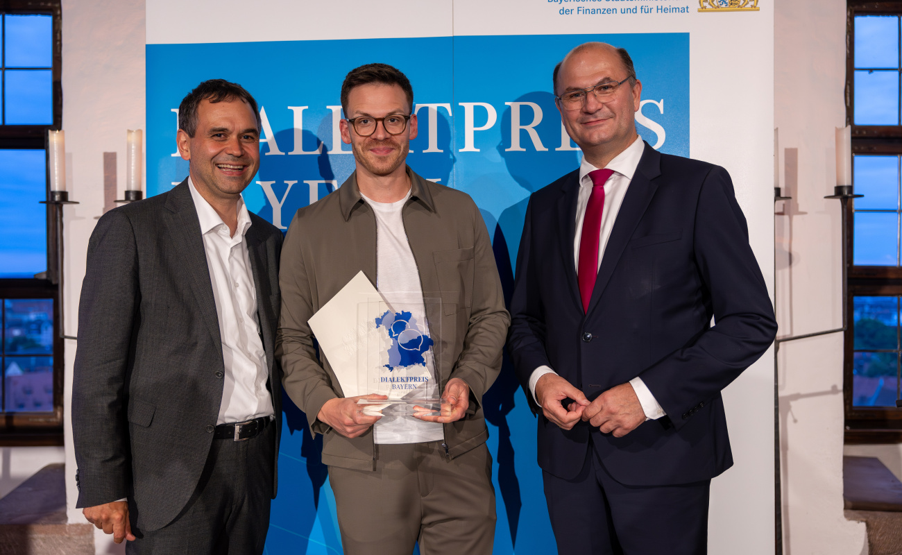 Heimatminister Albert Füracker mit Martin Frank und LR Kneidinger (v.r.)