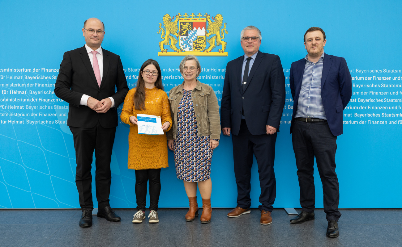 Heimatminister Albert Füracker u.a. mit Heidi Maria Stadler 