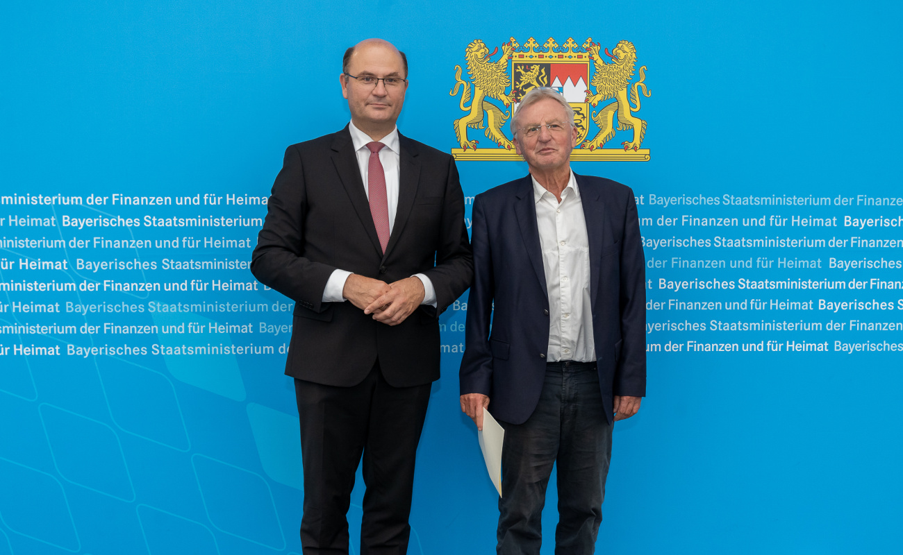 Heimatminister Albert Füracker mit Dr. Gerhard C. Krischker