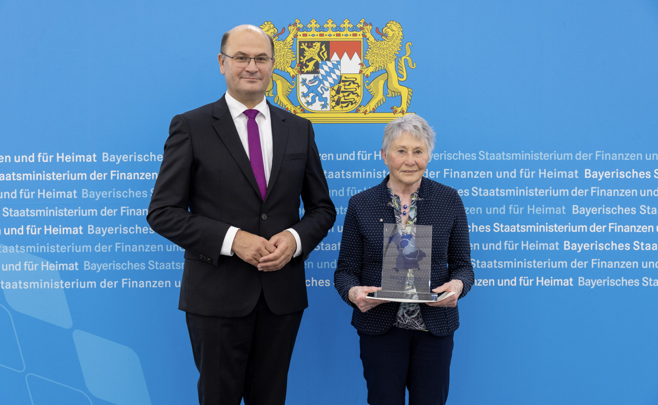 Heimatminister Albert Füracker mit Sonja Keil
