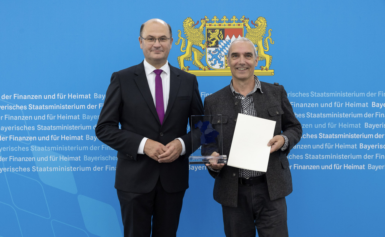 Heimatminister Albert Füracker mit Sven Bach