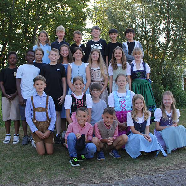 Klasse 5f des König-Karlmann-Gymnasium Altötting