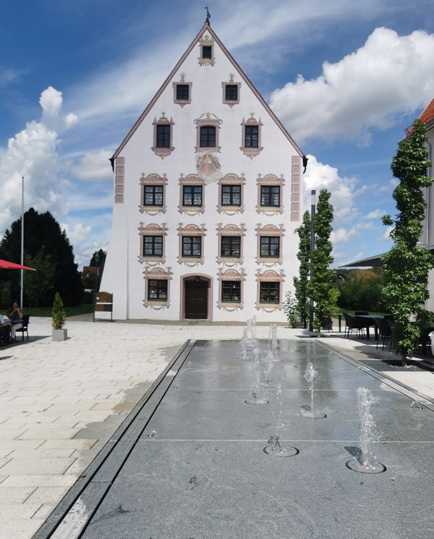 Das Hürbener Wasserschloss  Krumbach