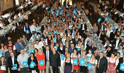 Ministerpräsident Dr. Markus Söder, Heimatminister Albert Füracker und die Präsidentin des DEHOGA Bayern e. V., Angela Inselkammer, prämieren die 100 besten Heimatwirtschaften
